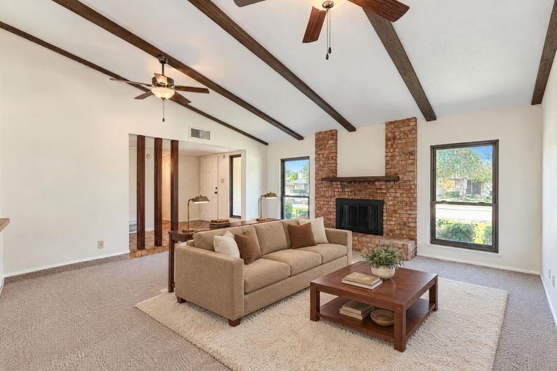 Photo 3 of 21 of 1226 Sequoia Dr, Desoto, TX