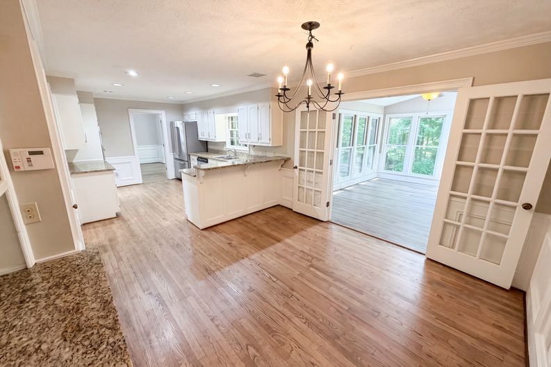 Photo 8 of 46 of 2360 Kimbrough Ct, Atlanta, GA