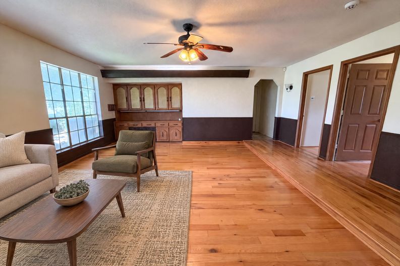 Photo 12 of 20 of 100 Dubb Ln, Red Oak, TX