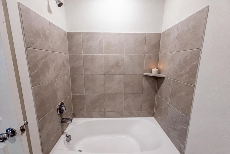 Photo 14 of 18 of 2972 Audles Ln, Dallas, TX