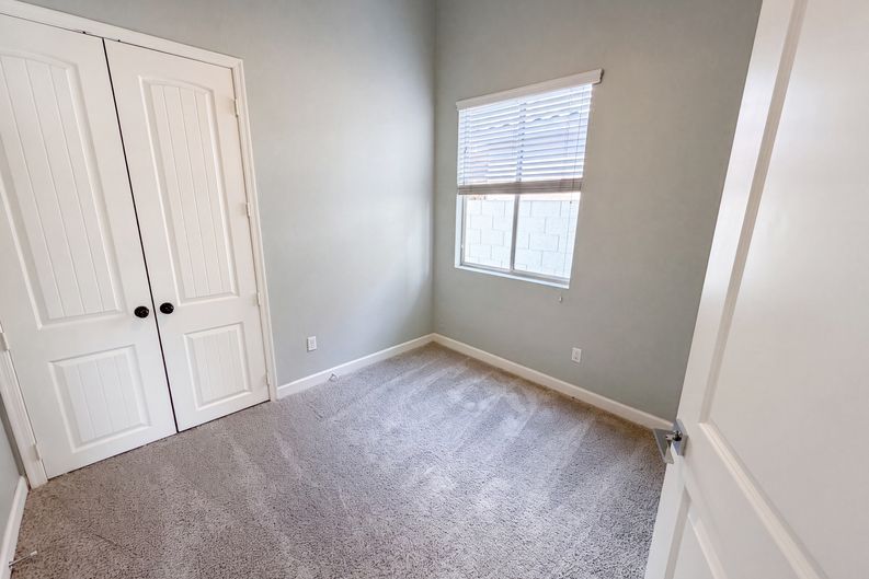 Photo 14 of 30 of 16245 W Tonto St, Goodyear, AZ