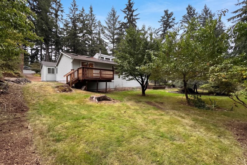 Photo 5 of 23 of 7104 36th Street Ct NW, Gig Harbor, WA