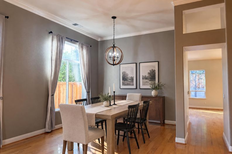 Photo 16 of 51 of 1401 Grey Owl Cir, Roseville, CA