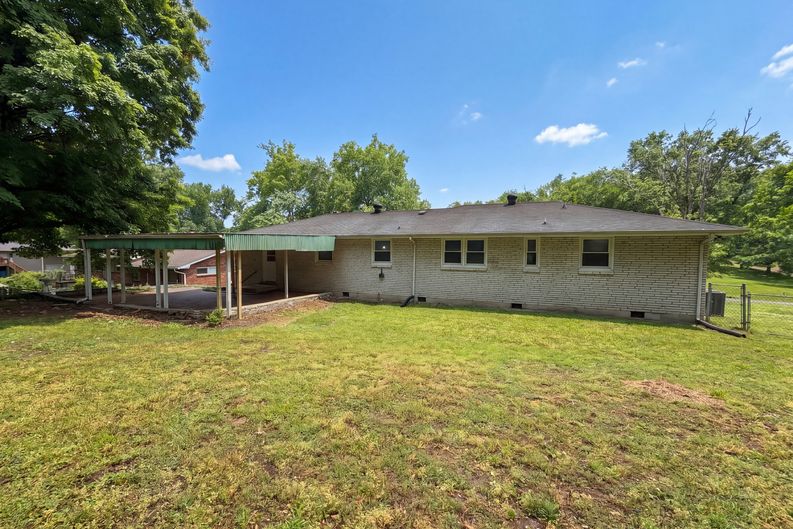 Photo 13 of 18 of 724 Woodmere Dr, Nashville, TN