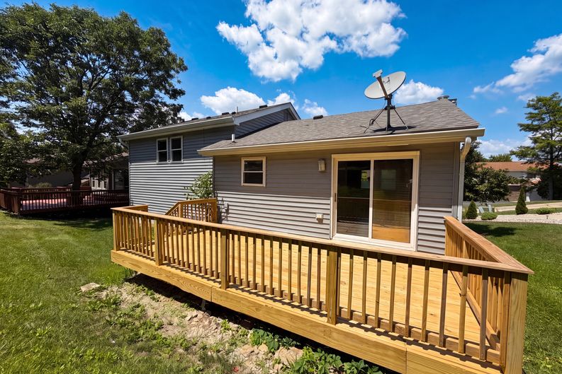 Photo 5 of 22 of 5569 Partridge Cir, West Chester, OH