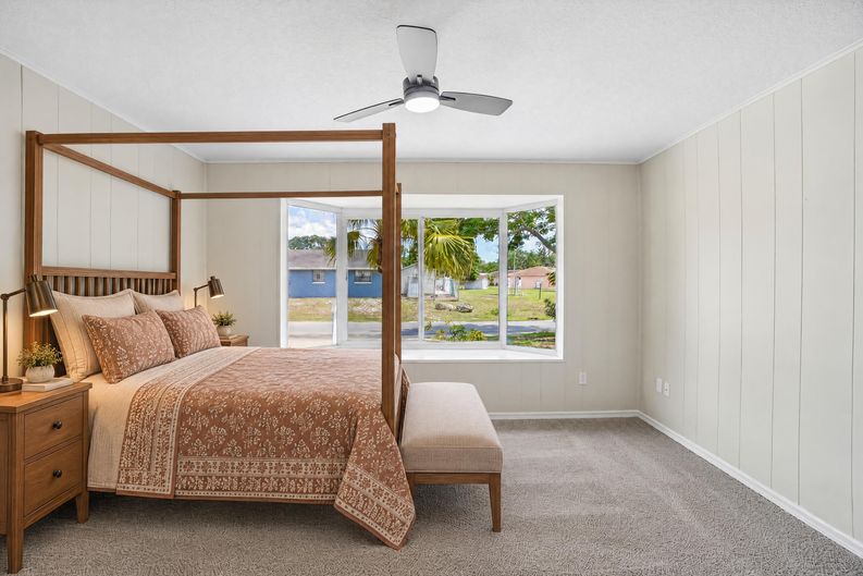 Photo 8 of 63 of 5609 Executive Dr, New Port Richey, FL