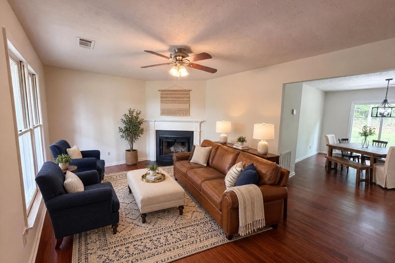 Photo 8 of 16 of 1514 Willow Gate Way, Auburn, GA