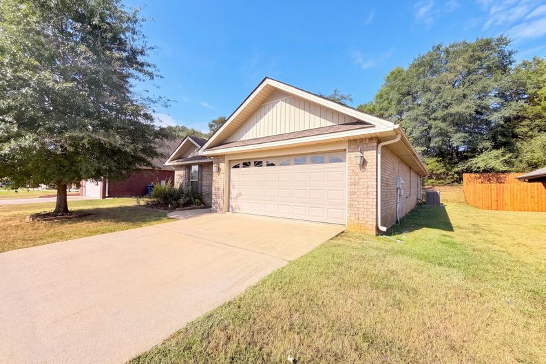 Photo 18 of 20 of 316 Vincent St, Alabaster, AL
