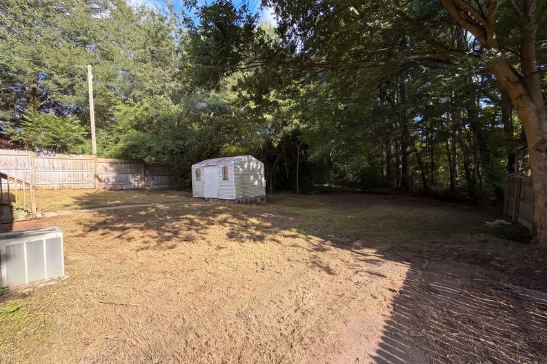 Photo 16 of 19 of 831 Fairview St, Kannapolis, NC