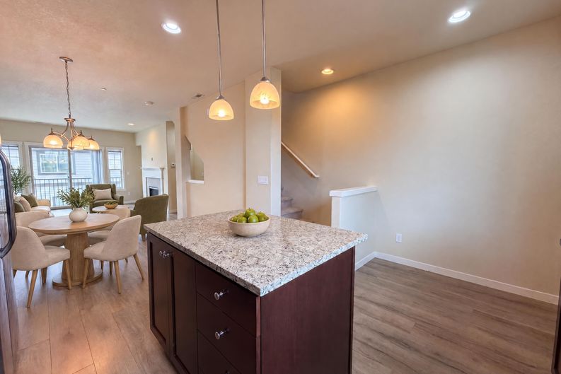 Photo 7 of 21 of 28428 SW Villebois Dr N, Wilsonville, OR