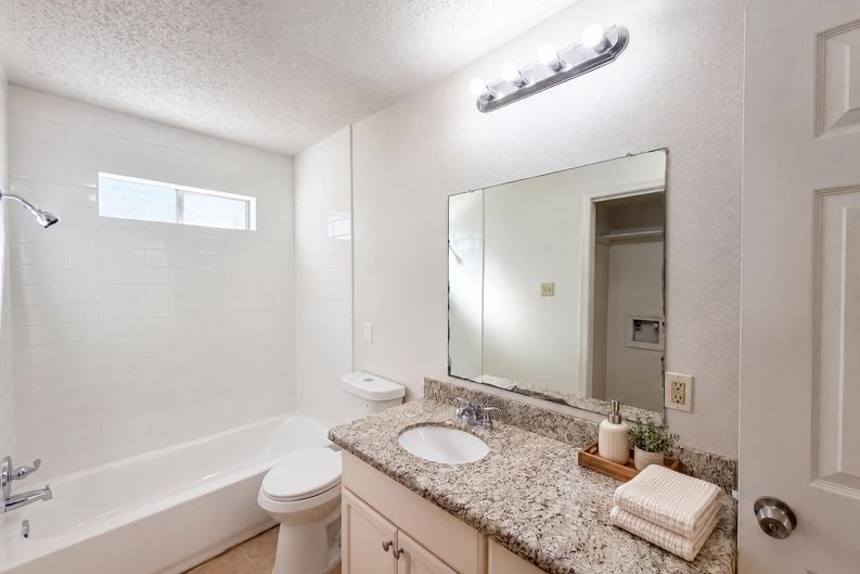 Photo 14 of 17 of 15803 Dunmoor Dr, Houston, TX