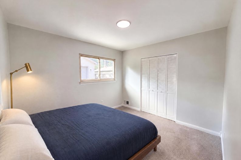 Photo 10 of 17 of 16108 Ziegler St, Taylor, MI