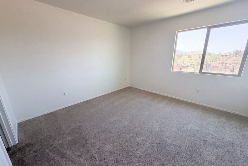 Photo 18 of 21 of 935 W Placita Canalito, Green Valley, AZ