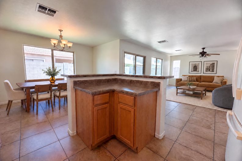 Photo 10 of 16 of 2232 E Cochise Ave, Apache Junction, AZ