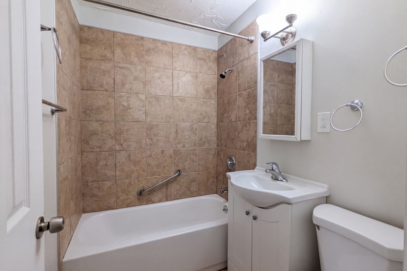 Photo 14 of 19 of 12722 Emery Ave, Cleveland, OH