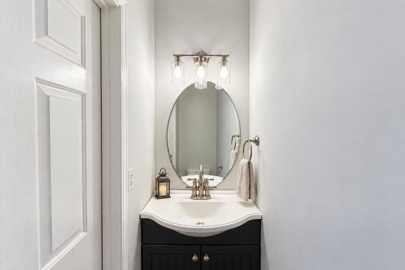 Photo 11 of 24 of 12613 Winget Rd, Charlotte, NC