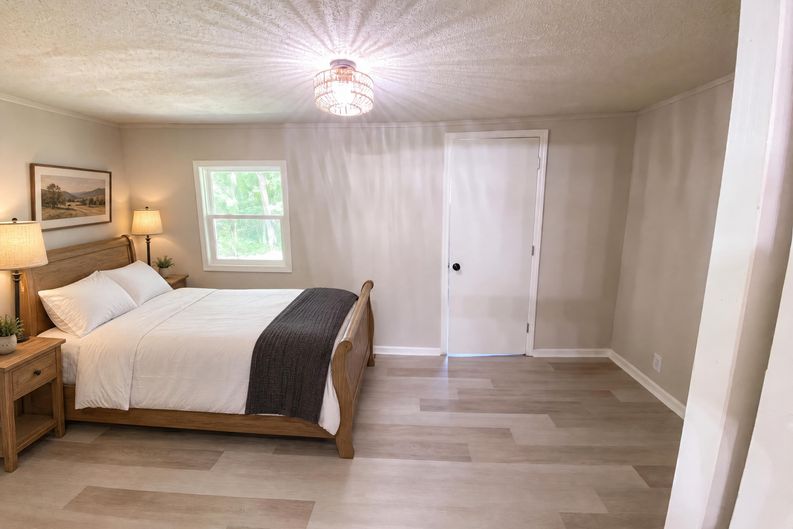 Photo 12 of 32 of 630 S Lee St, Batesburg, SC