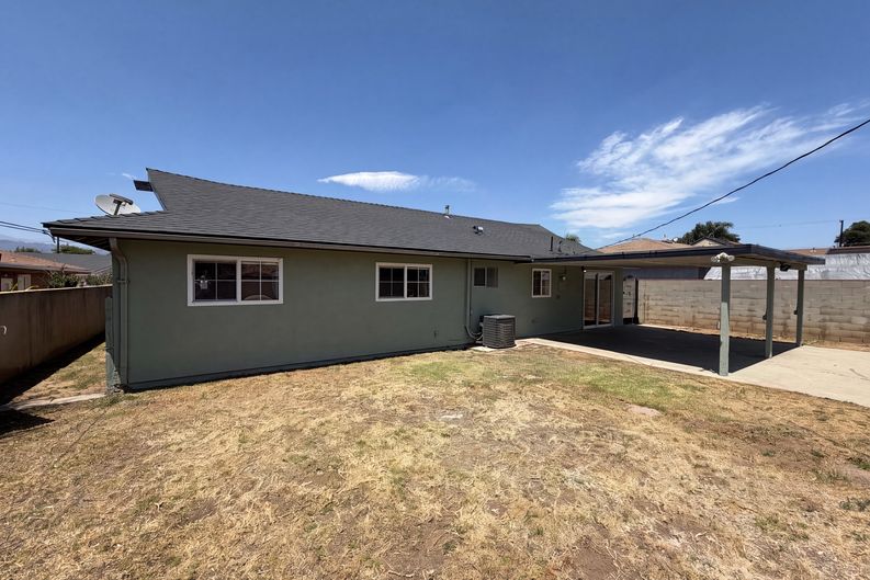 Photo 5 of 30 of 21312 E Greenhaven St, Covina, CA