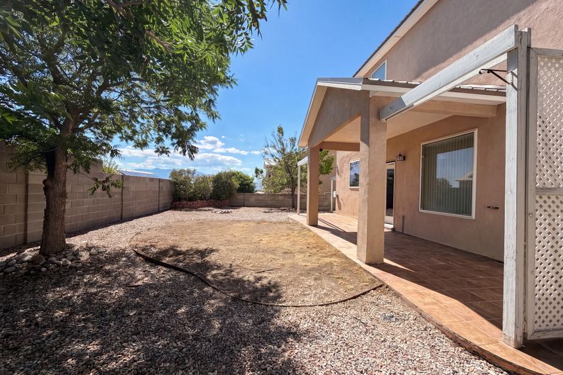 Photo 20 of 23 of 2513 Milagro Ridge Ct NE, Rio Rancho, NM