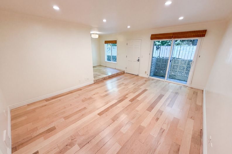 Photo 6 of 24 of 1024 5th St, Santa Monica, CA