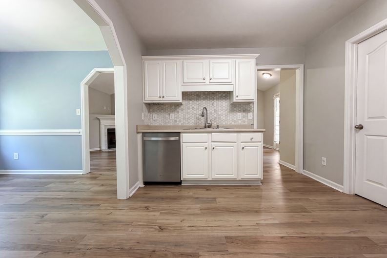 Photo 7 of 17 of 161 Patterdale Pl, Benson, NC