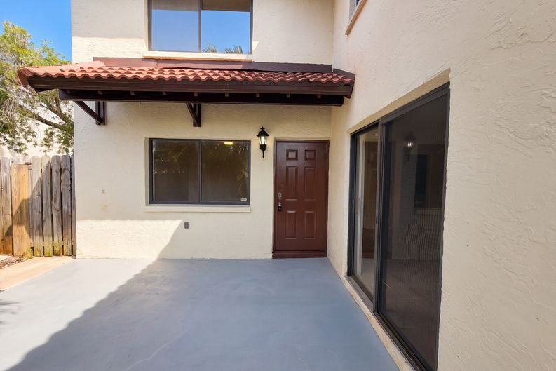 Photo 6 of 21 of 3293 Sand Ct, Melbourne Beach, FL