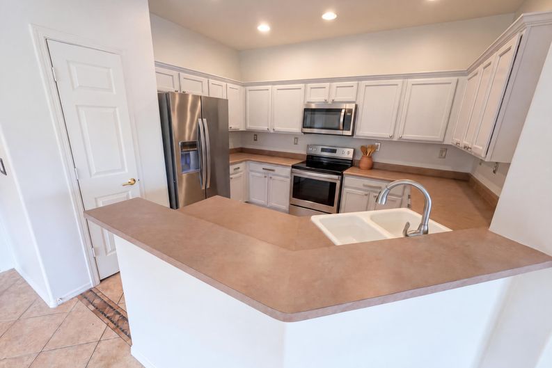 Photo 6 of 40 of 2464 W Warren Dr, Anthem, AZ