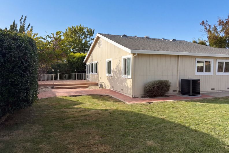 Photo 22 of 25 of 6232 Wittenham Way, Orangevale, CA