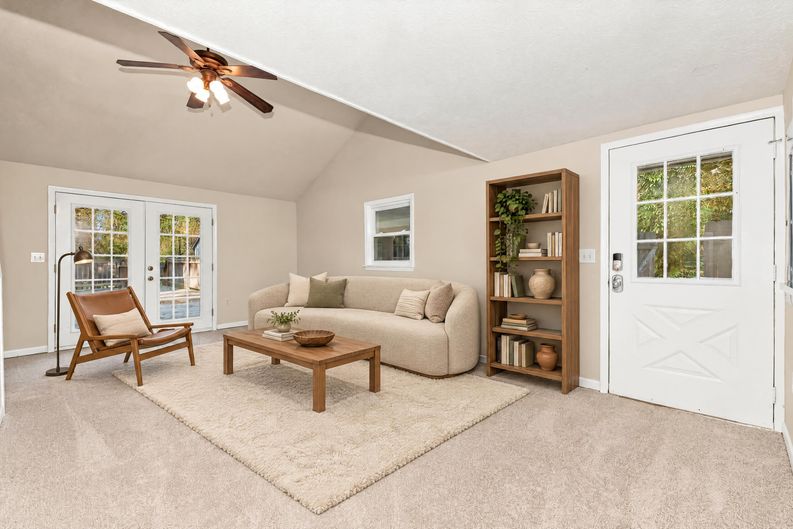Photo 7 of 21 of 1207 W Spring Valley Pike, Dayton, OH