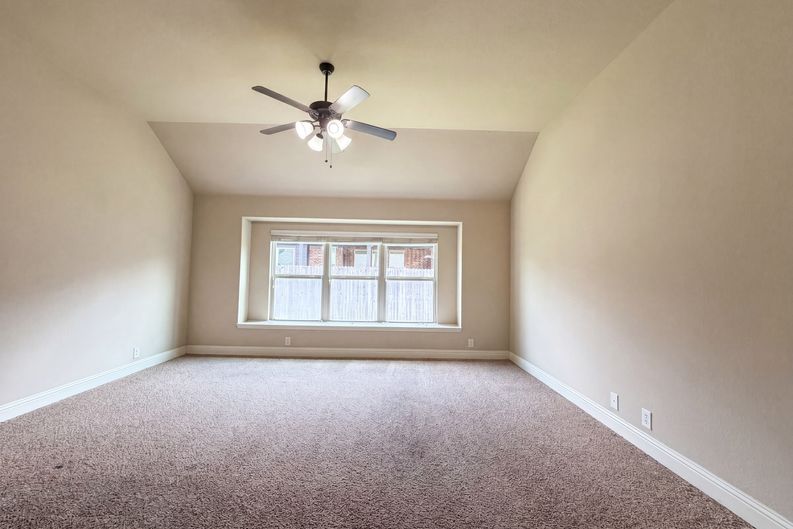 Photo 8 of 20 of 4309 Gleneagles Dr, Mansfield, TX