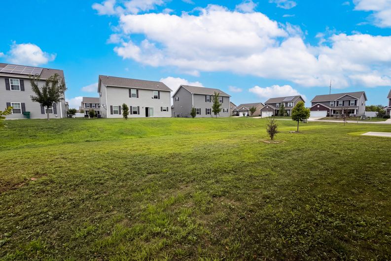Photo 19 of 23 of 8196 Alyssum Dr, Plainfield, IN