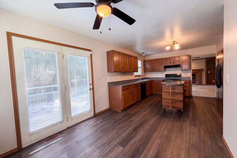 Photo 6 of 30 of 923 Keeneland Rd, Florissant, MO