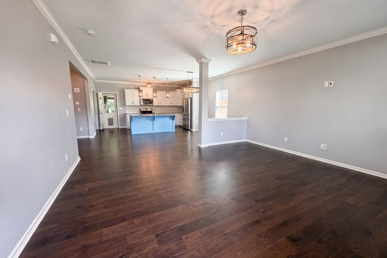 Photo 3 of 19 of 2618 Courtland Dr, Clover, SC