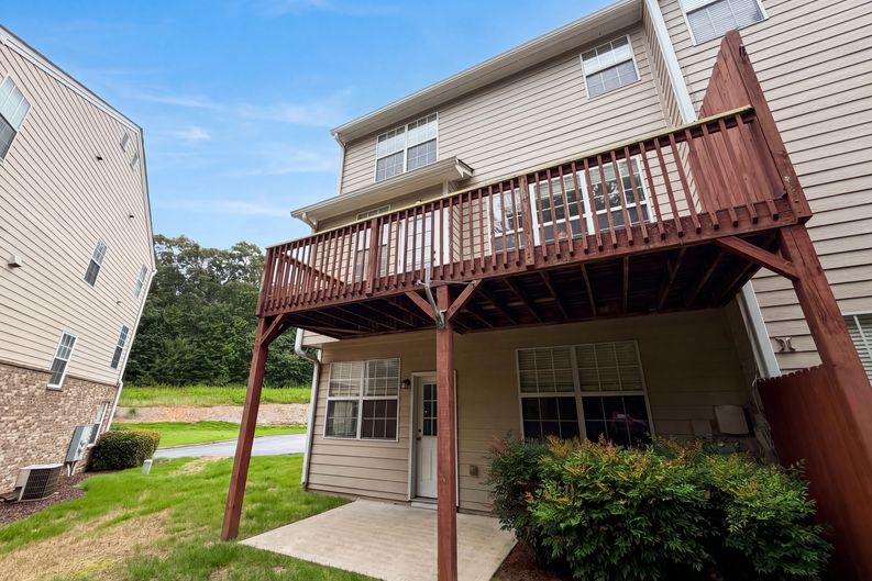 Photo 5 of 29 of 4660 Creekside Villas Way SE, Smyrna, GA