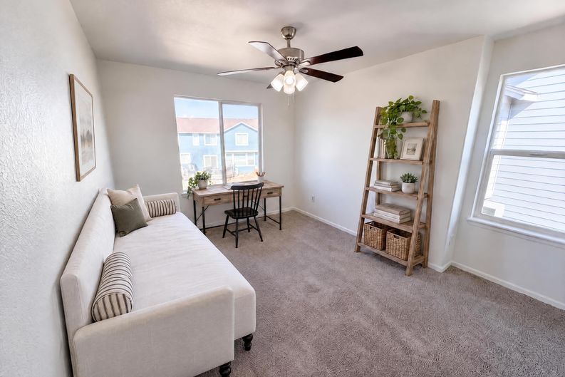 Photo 16 of 31 of 10253 Uravan St, Commerce City, CO