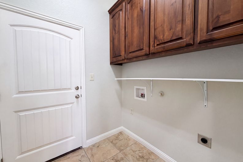Photo 18 of 19 of 120 Donna Cir, Granbury, TX