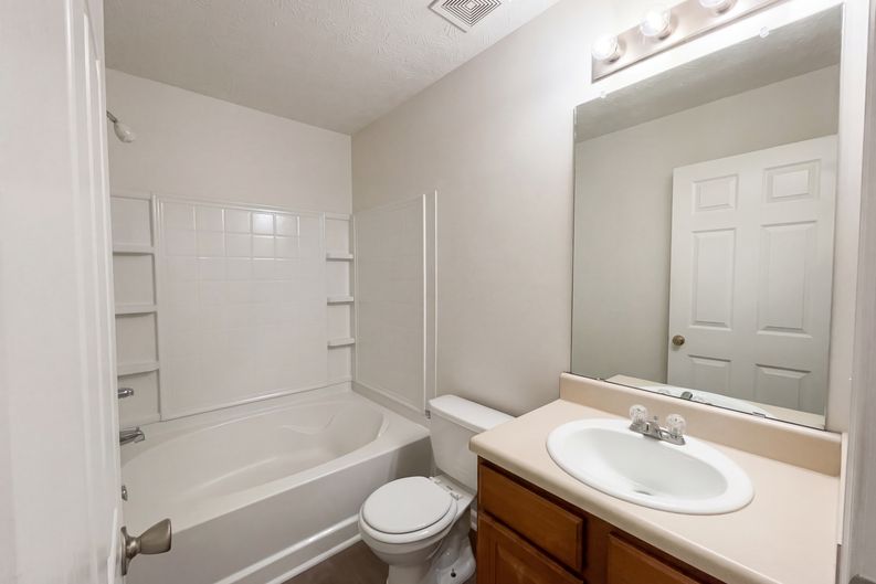 Photo 17 of 23 of 4041 Browne Ct, Conley, GA