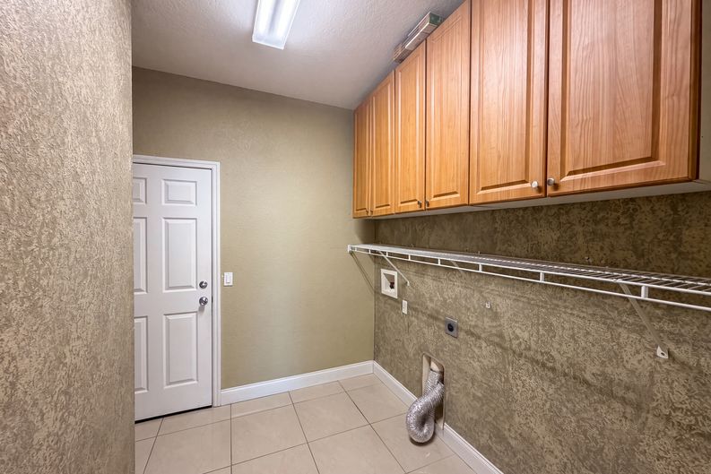 Photo 13 of 22 of 313 Terranova Blvd, Winter Haven, FL
