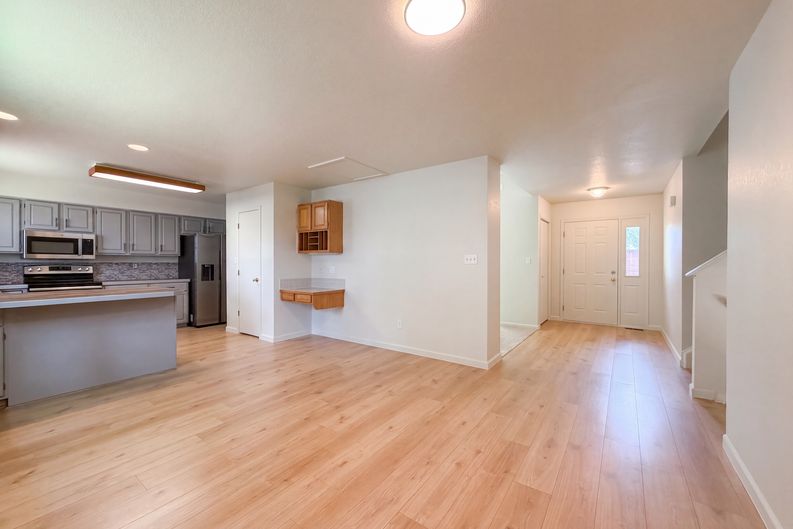 Photo 10 of 39 of 2924 Bow Line Pl, Longmont, CO