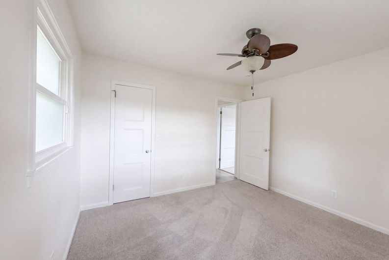 Photo 11 of 16 of 1214 Kirkwood Ave, Murfreesboro, TN