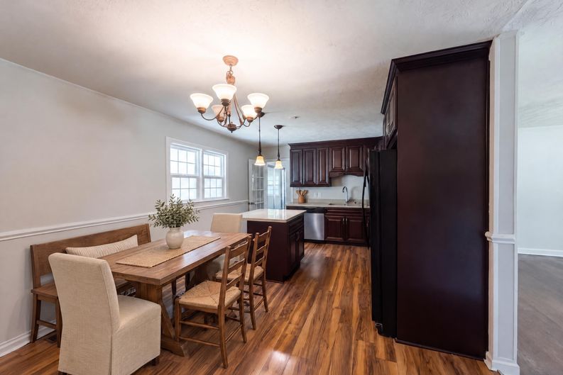 Photo 6 of 19 of 4060 Rosehill Rd, Fayetteville, NC