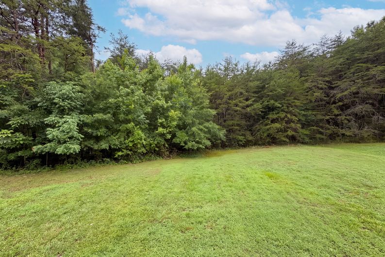 Photo 19 of 20 of 4100 Birchgarden Dr, High Point, NC