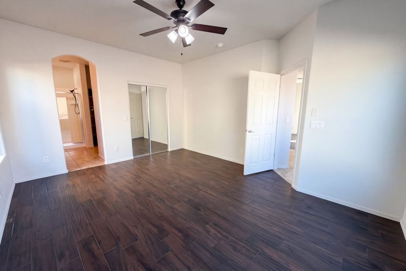 Photo 13 of 41 of 25852 W Lynne Ln, Buckeye, AZ