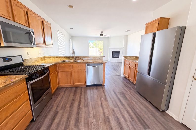 Photo 27 of 32 of 38129 Floricita St, Murrieta, CA