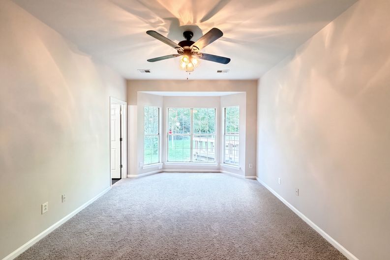 Photo 7 of 17 of 8536 Albury Walk Ln, Charlotte, NC
