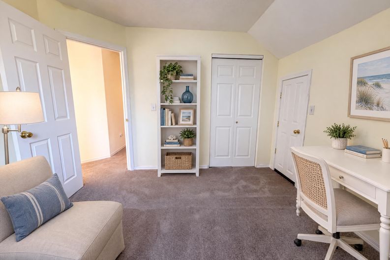 Photo 12 of 21 of 8348 SE 140th Ct, Portland, OR