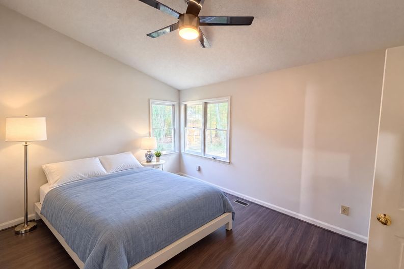 Photo 4 of 16 of 3117 Verdugo Dr, Raleigh, NC