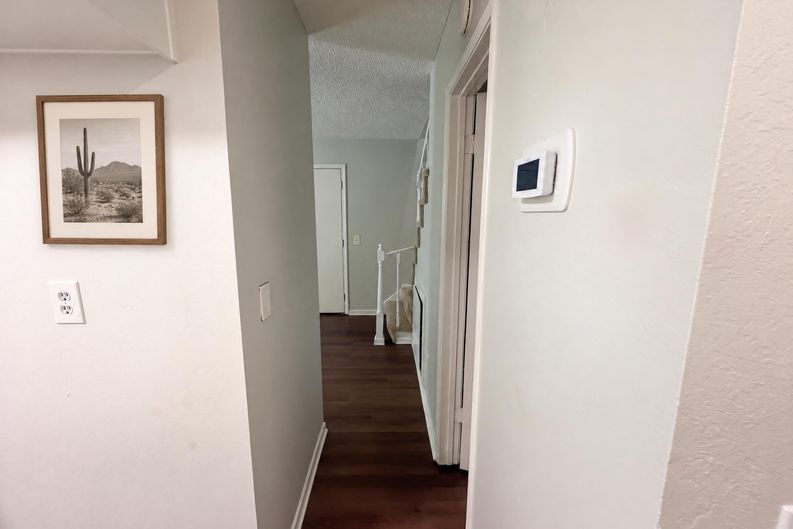 Photo 11 of 27 of 912 S Mountain Ave, Ontario, CA