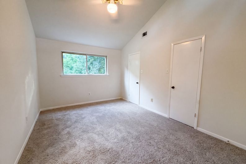 Photo 17 of 24 of 18107 Fireside Dr, Spring, TX