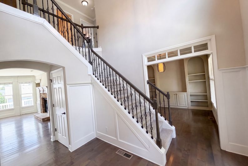 Photo 6 of 74 of 7047 Tree House Way, Flowery Branch, GA